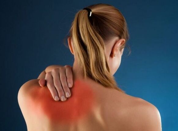 back and shoulder pain photo 1